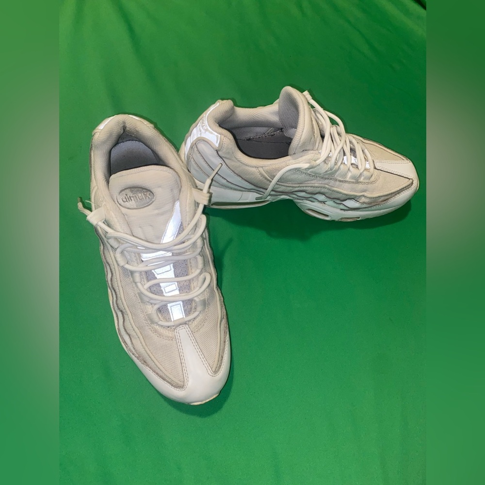 Nike Air Max 95 Triple White Whiteout CT1268-100 Men’s Size 11 🔥 Preowned Read